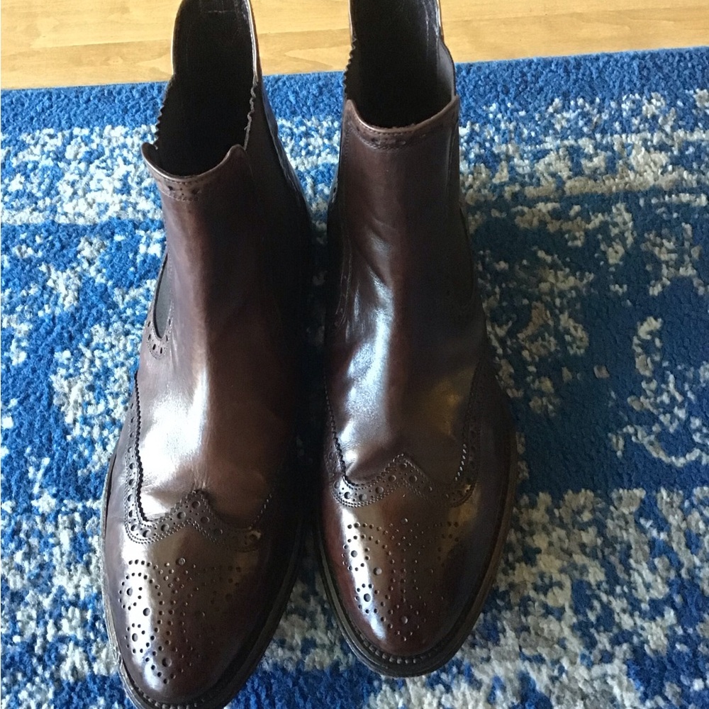 ROBERT GUERRINI Chelsea Wingtip Boots (AP1017)
